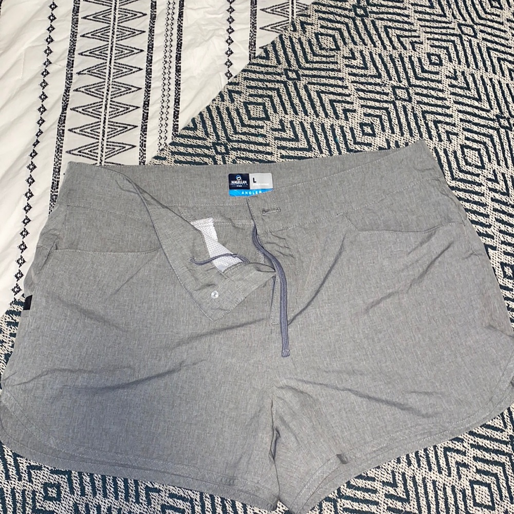 Grey Magellan shorts